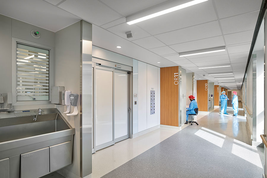 Corning® Med-X® ElectraView™ One™ Zero™ OR Suite Privacy Door Application